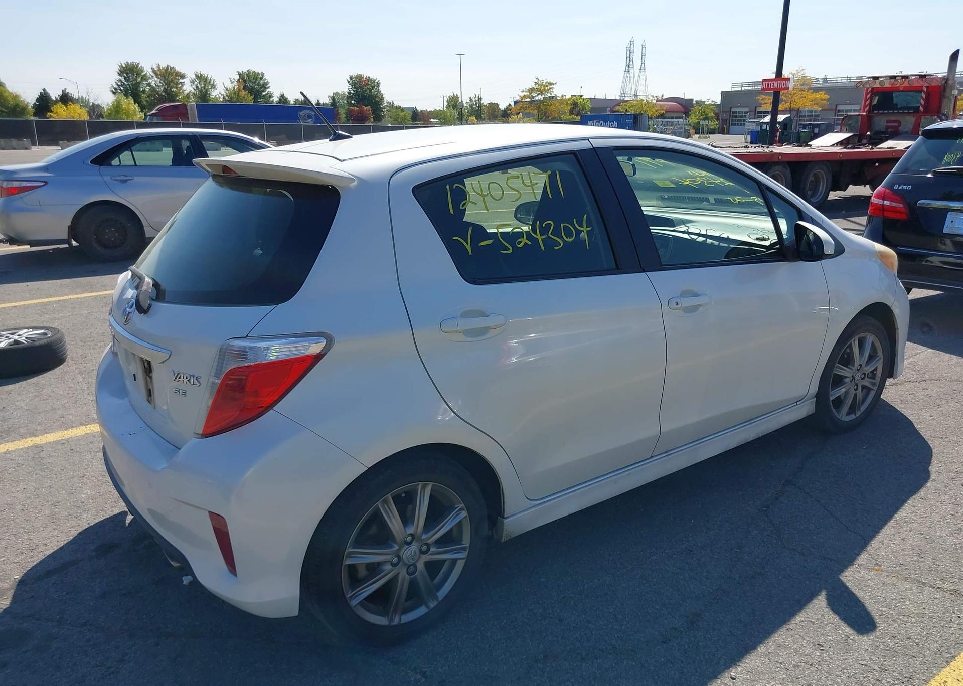2012 TOYOTA YARIS