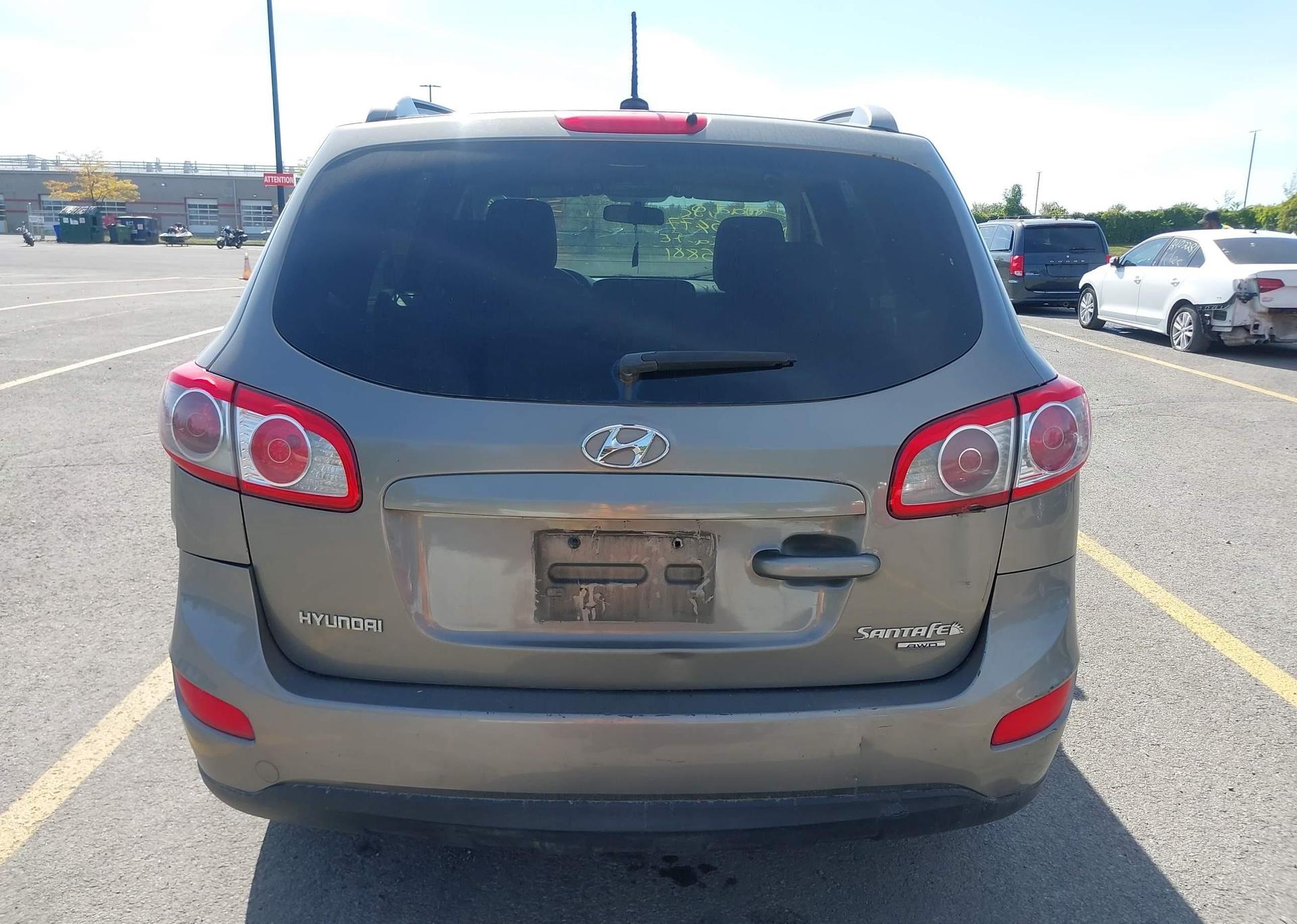 2011 HYUNDAI SANTA FE
