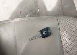 2008 NISSAN PATHFINDER SE V8