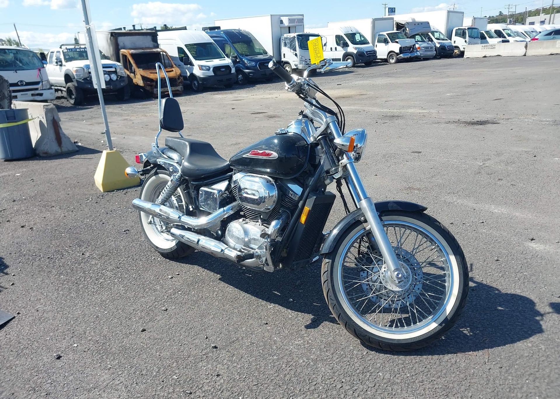 2001 HONDA VT750 DC