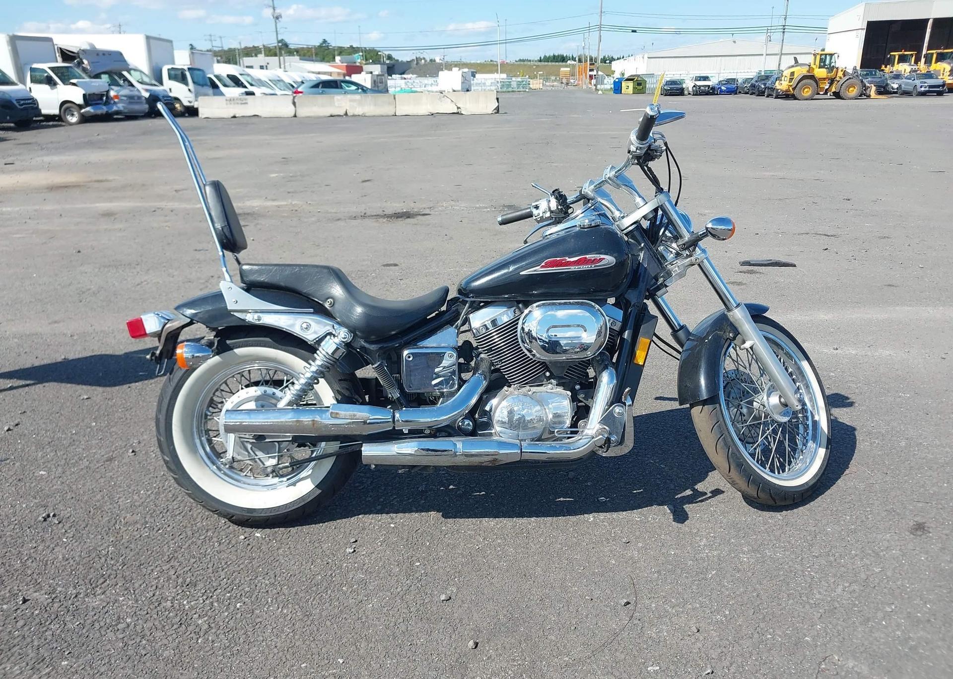 2001 HONDA VT750 DC