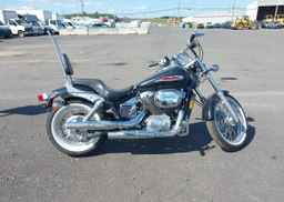 2001 HONDA VT750 DC