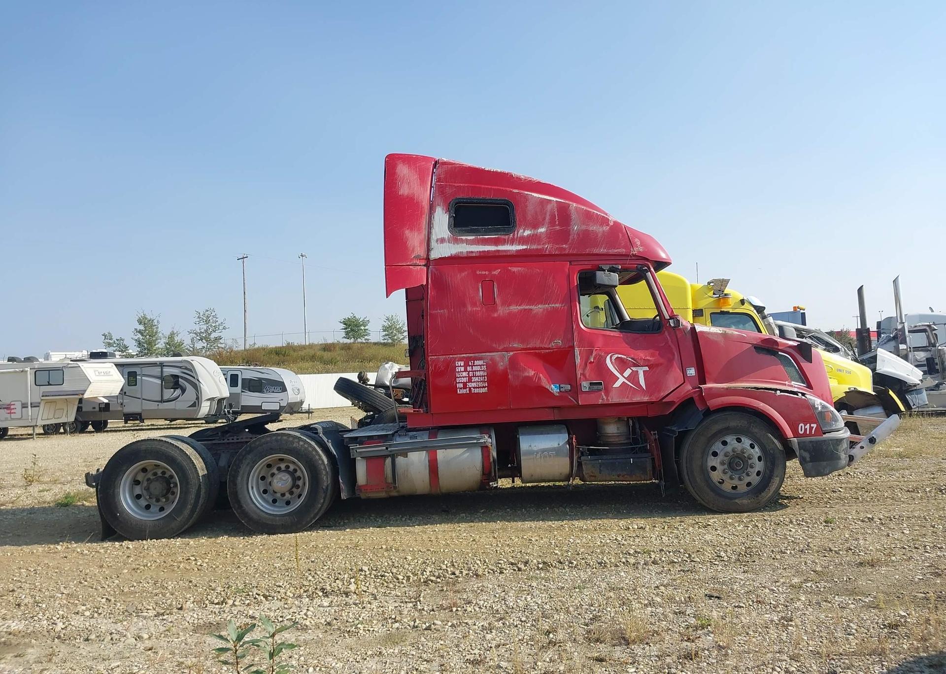 2016 VOLVO VN VNL