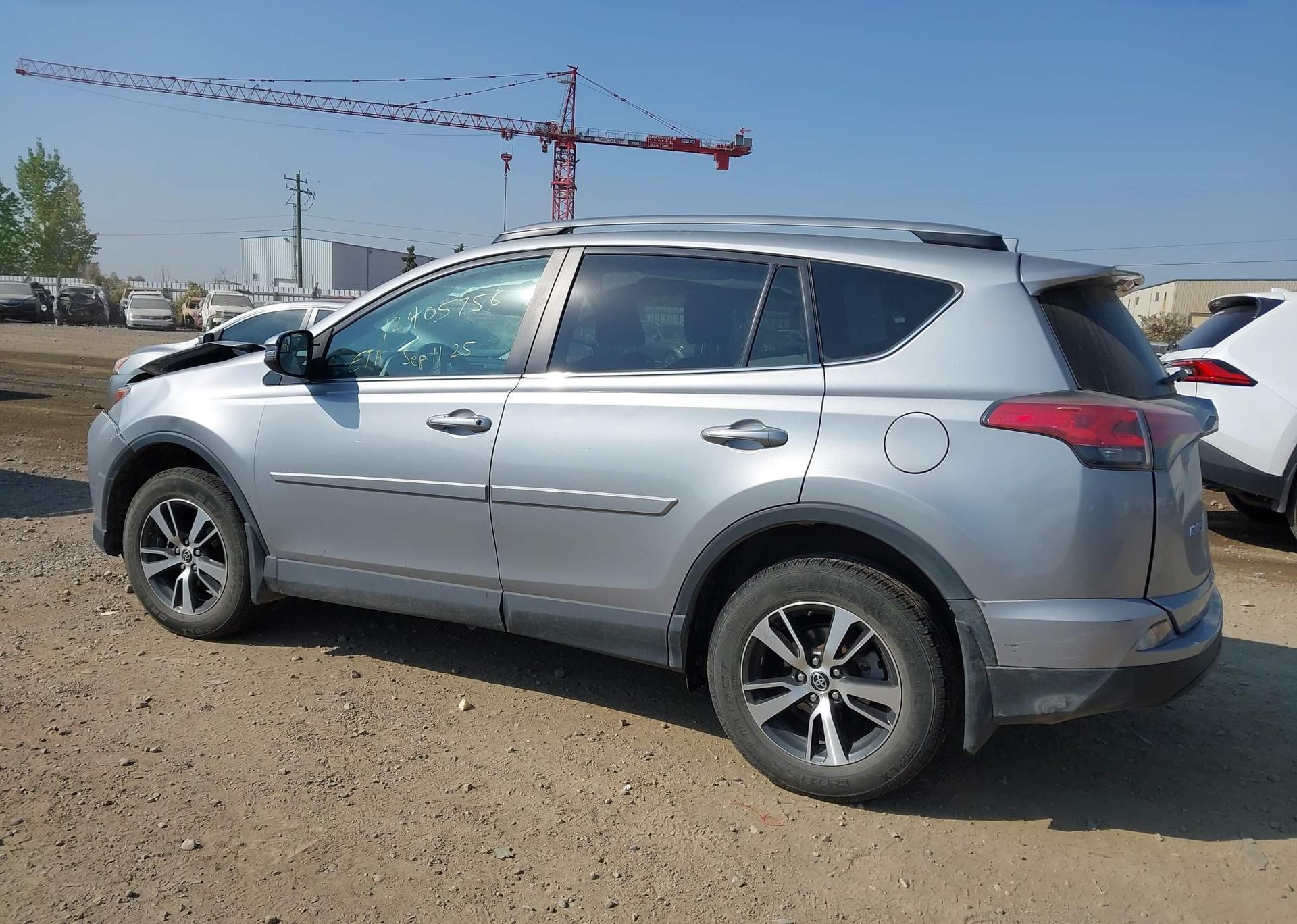 2018 TOYOTA RAV4 LE