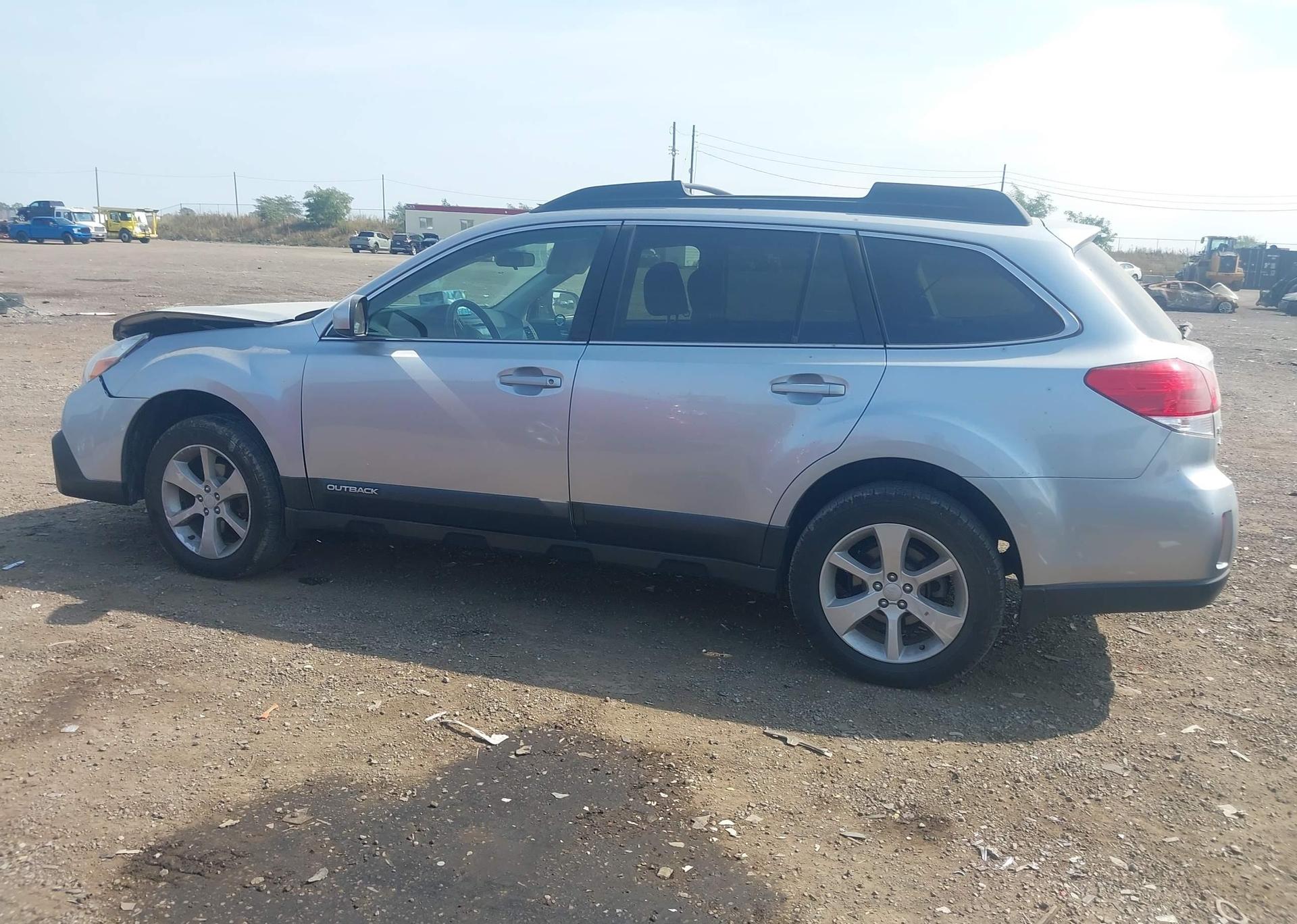 2014 SUBARU LEGACY OUTBACK