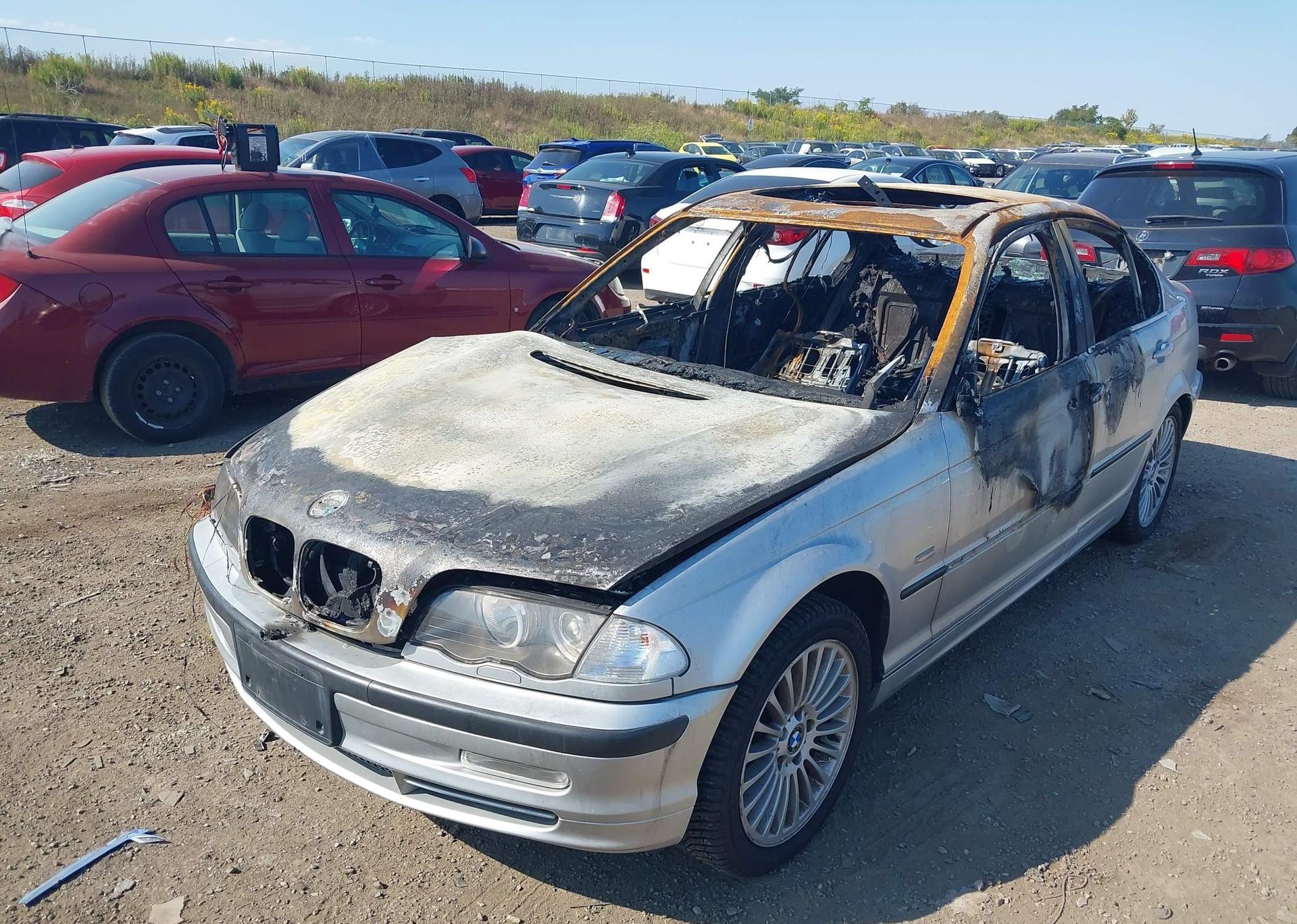 2001 BMW 330 I