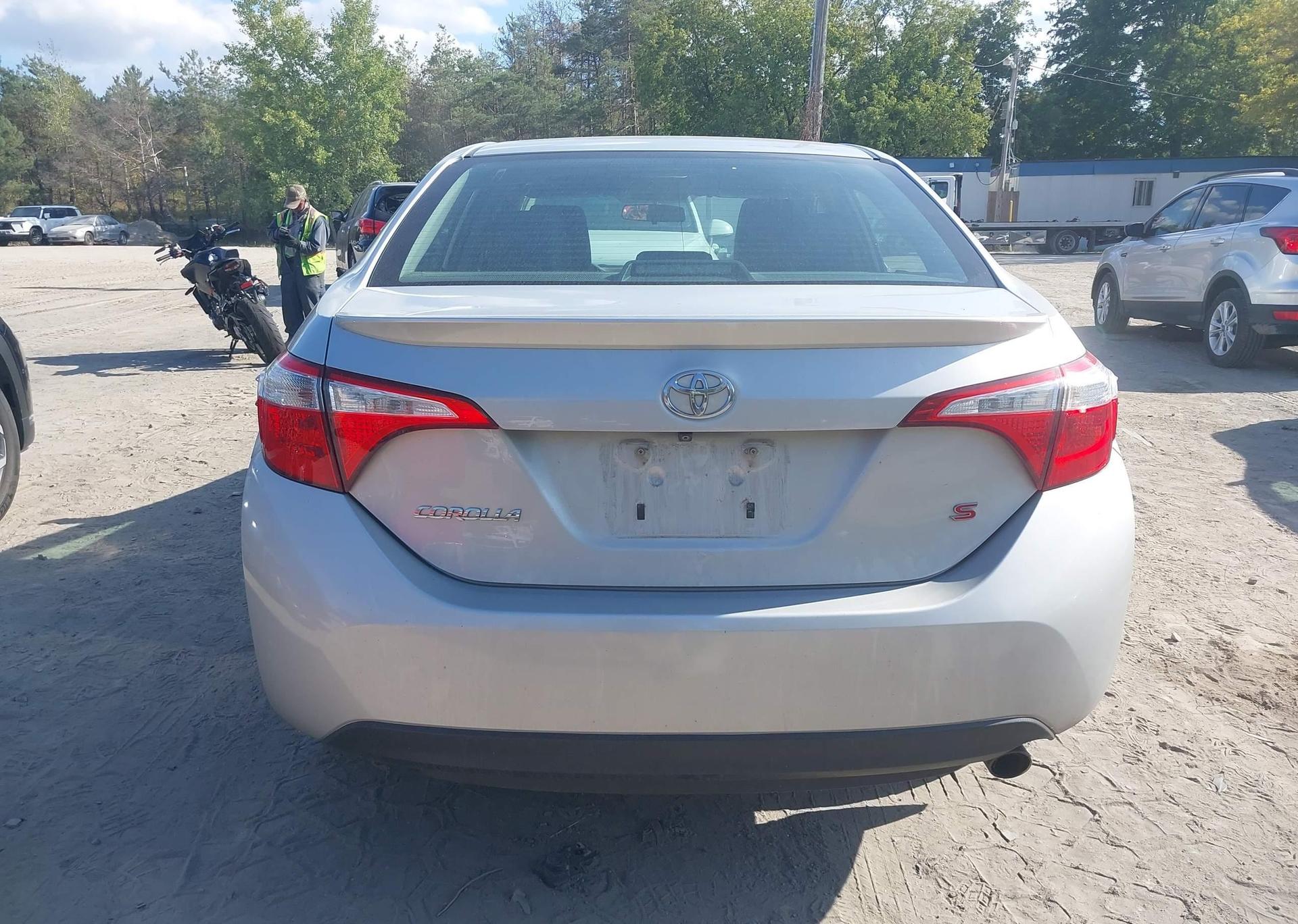 2015 TOYOTA COROLLA S
