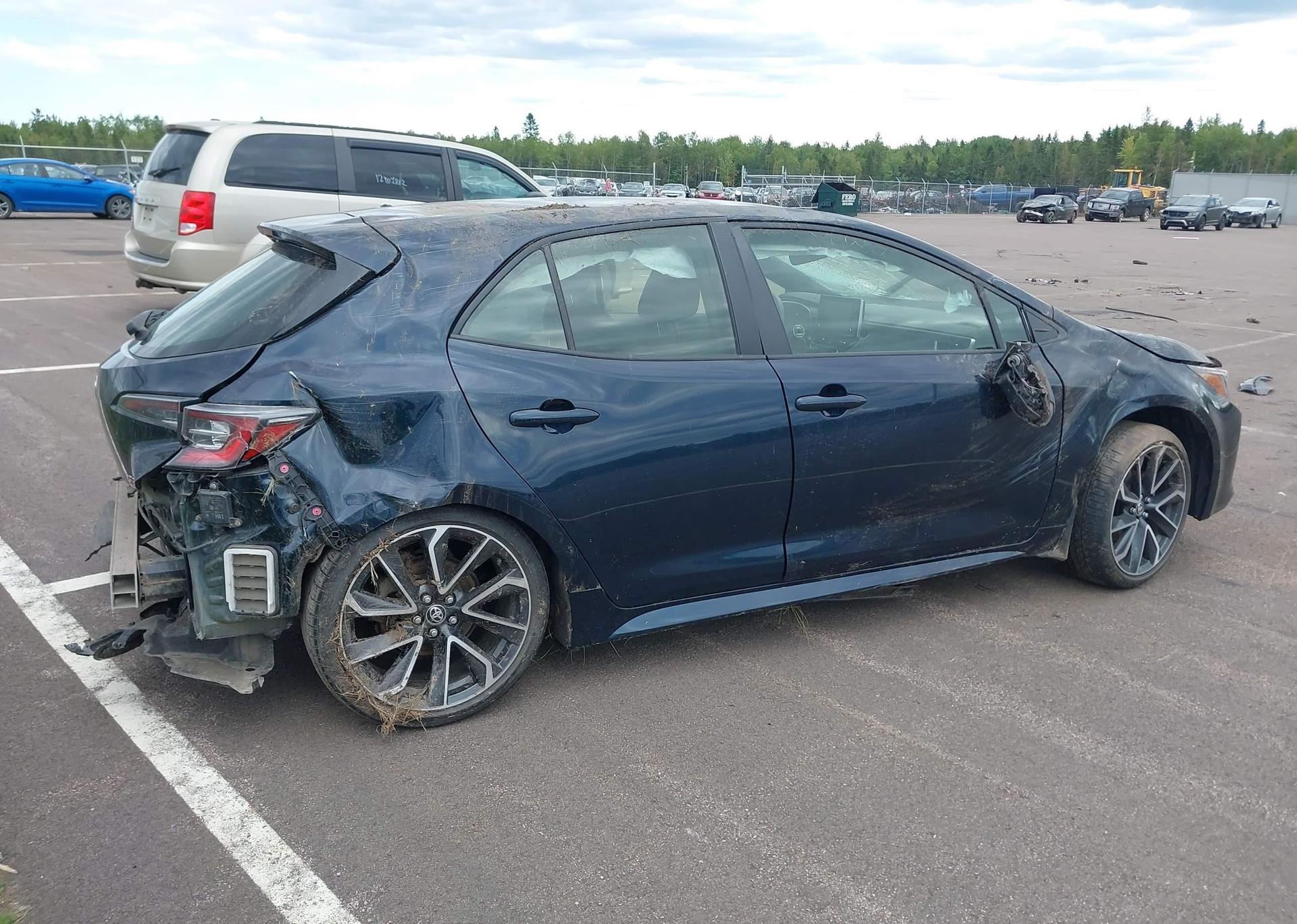 2022 TOYOTA COROLLA SE