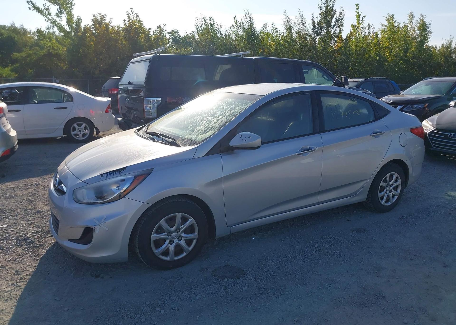 2014 HYUNDAI ACCENT GL