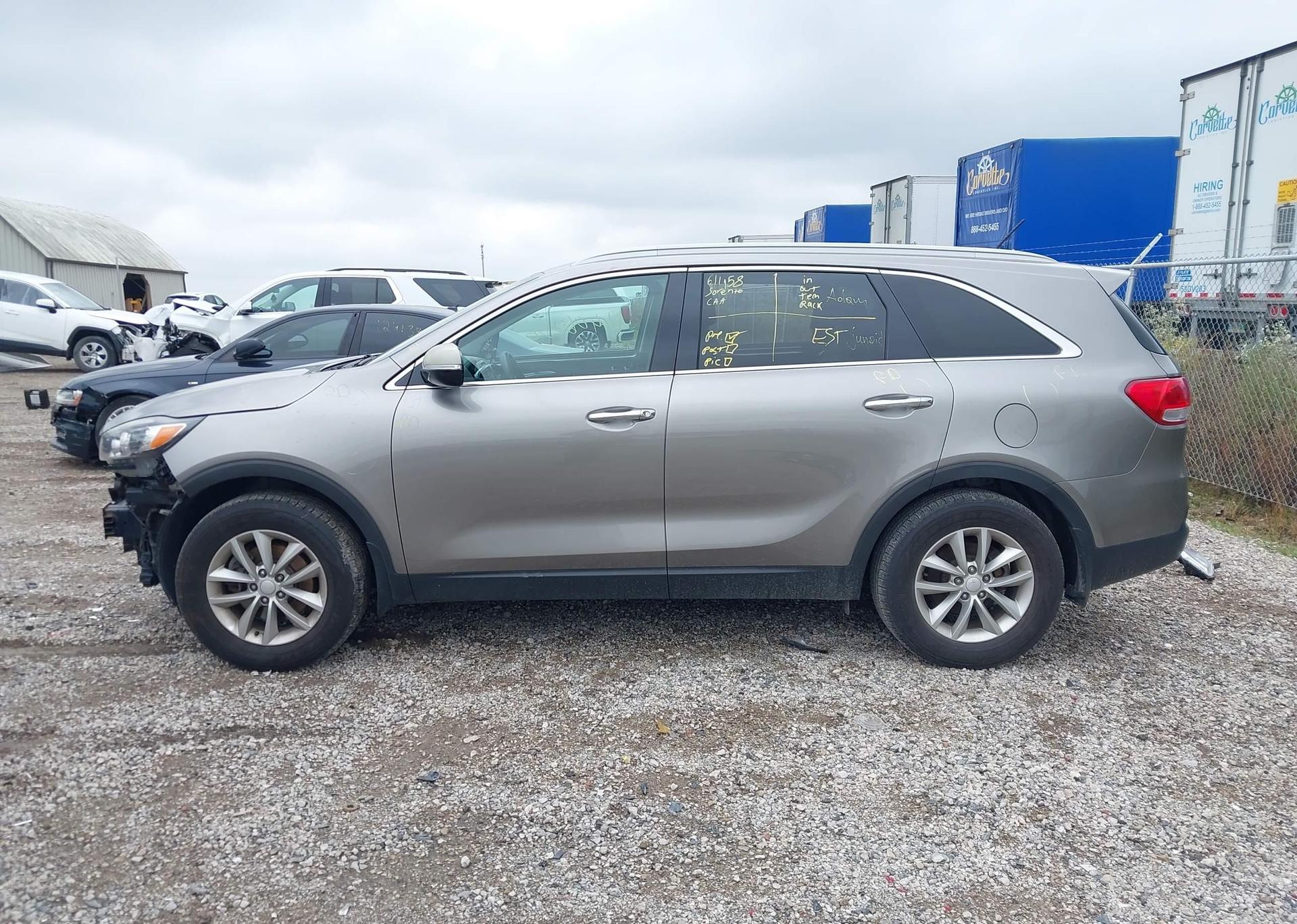 2017 KIA SORENTO LX
