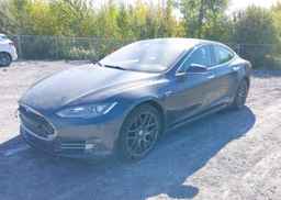 2015 TESLA Model S 85D