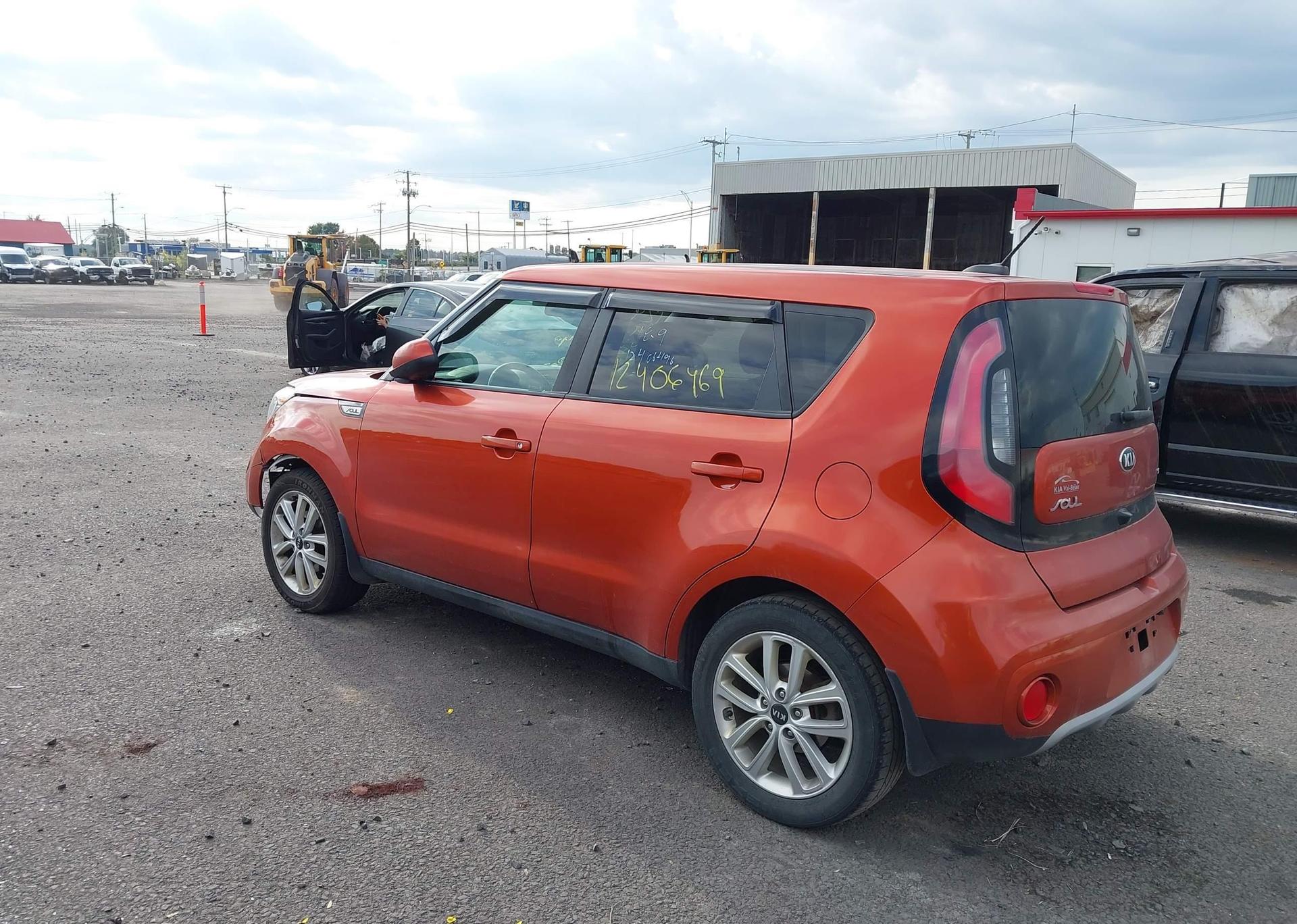 2019 KIA SOUL +