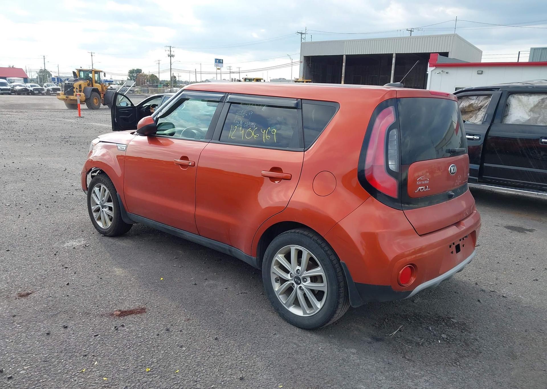 2019 KIA SOUL +