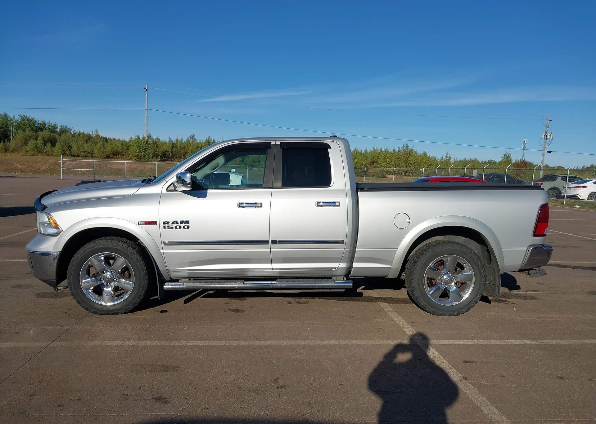 2015 RAM 1500 SLT