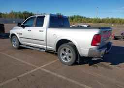 2015 RAM 1500 SLT