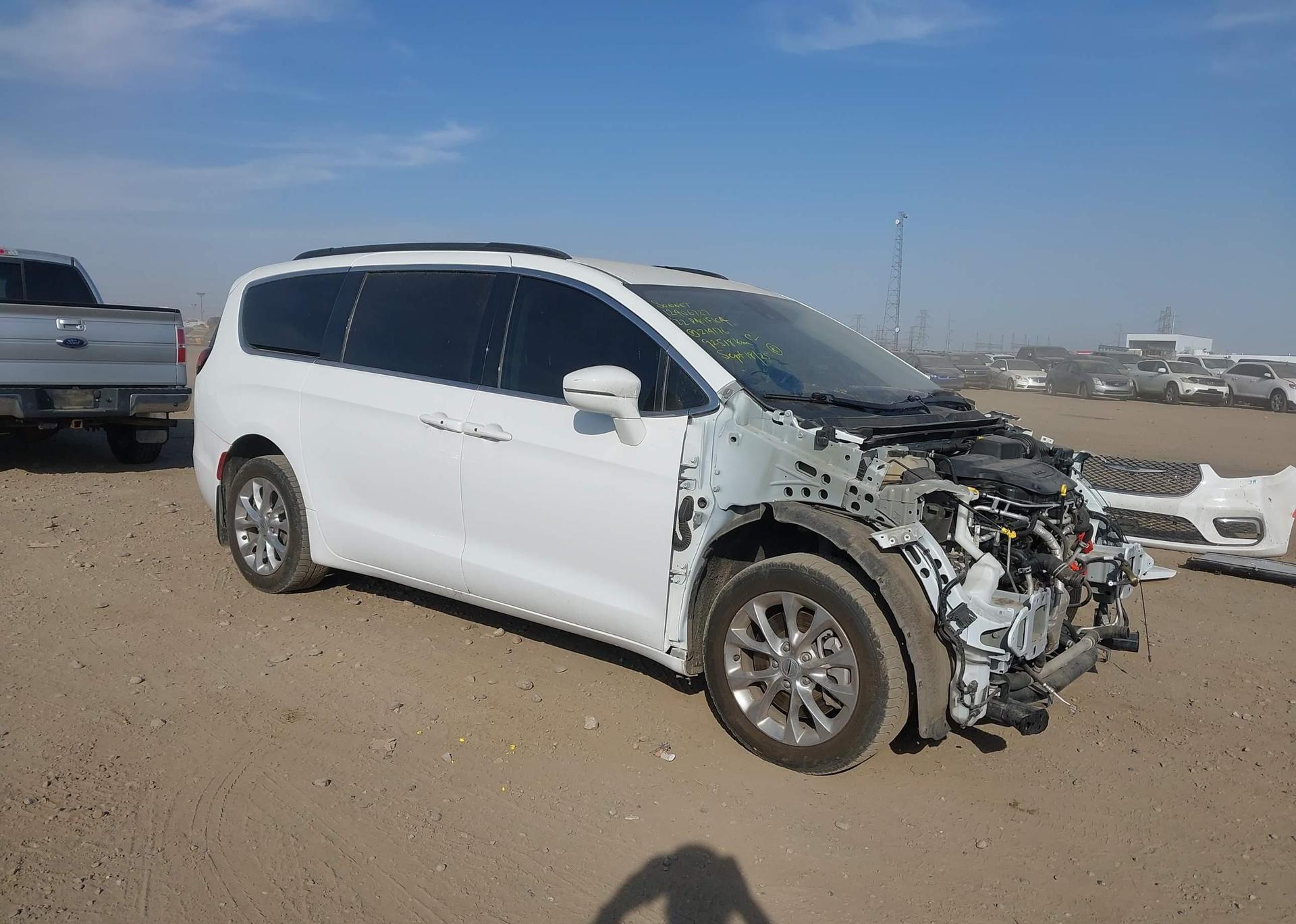 2022 CHRYSLER PACIFICA TOURING-L AWD