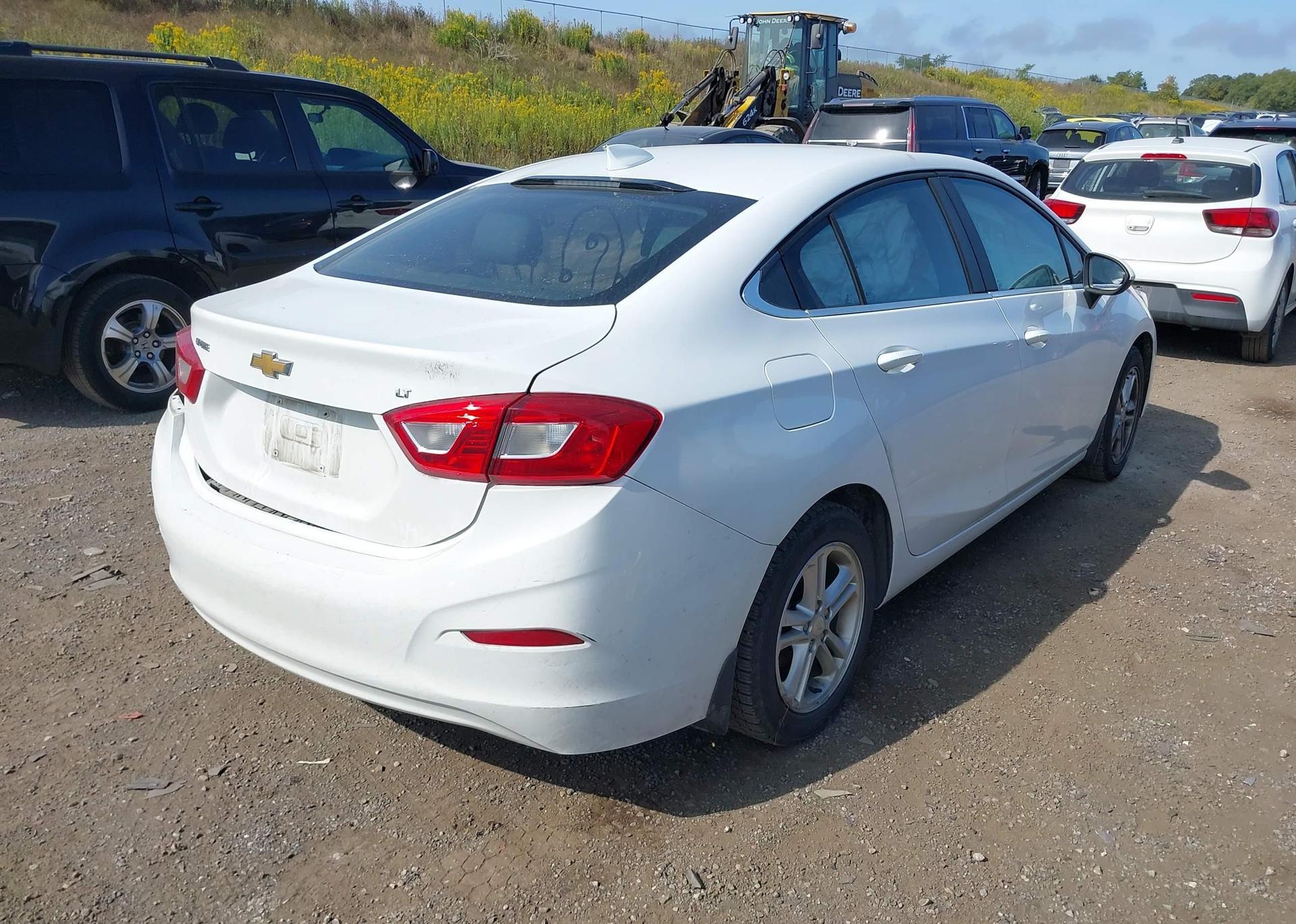 2018 CHEVROLET CRUZE LT AUTO