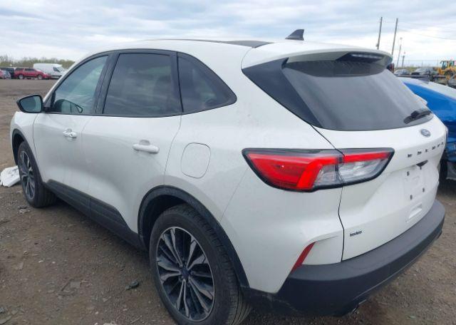 2021 FORD ESCAPE SE