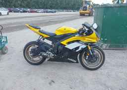 2016 YAMAHA YZFR6