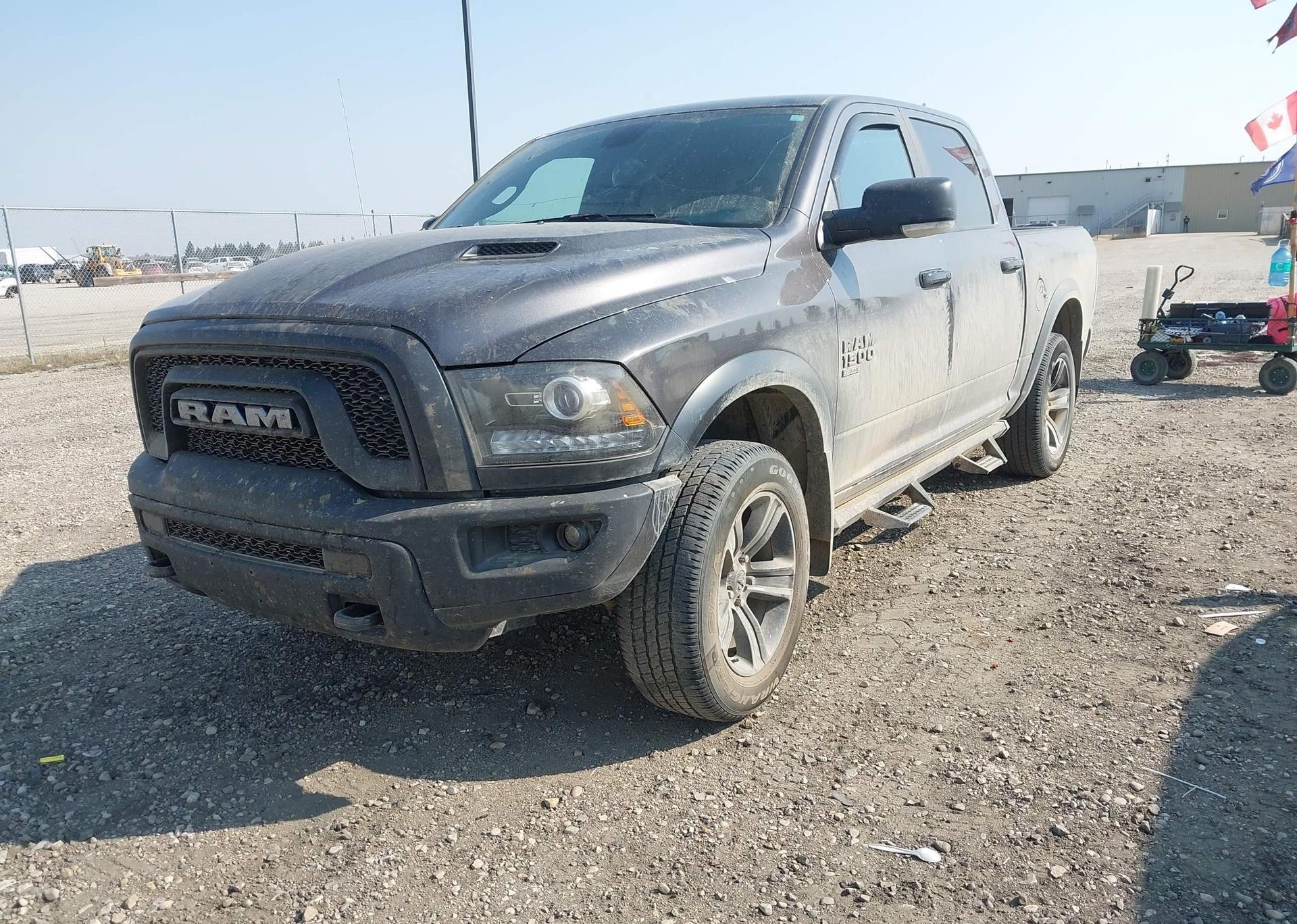 2023 RAM 1500 CLASSIC SLT