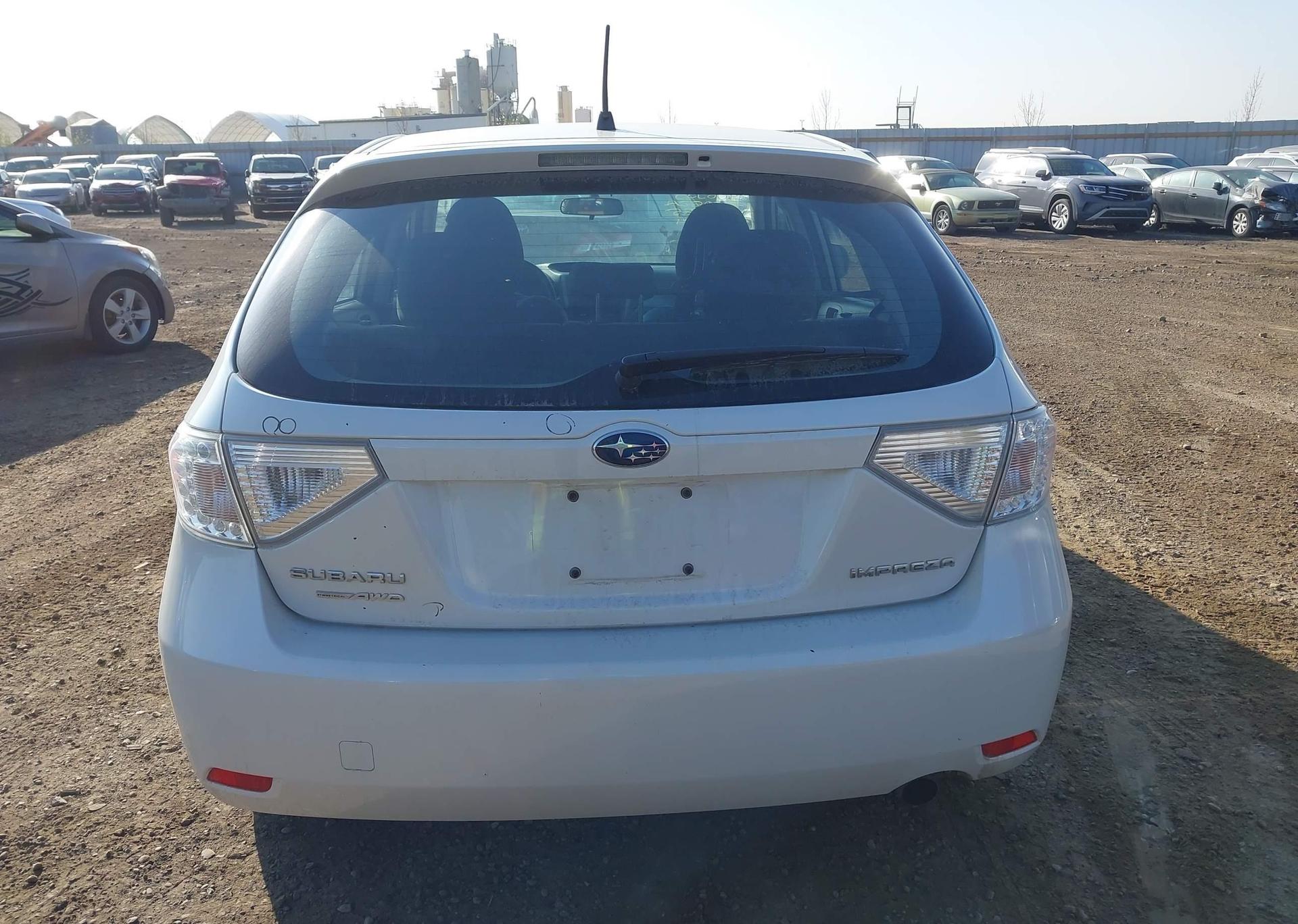 2011 SUBARU IMPREZA 2.5 I