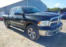 2015 RAM 1500 SLT