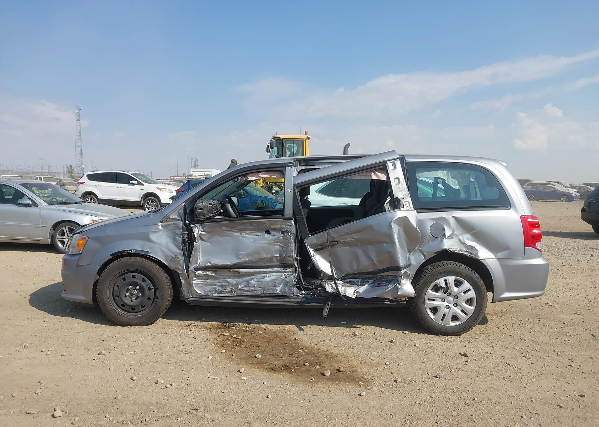 2016 DODGE GRAND CARAVAN SE
