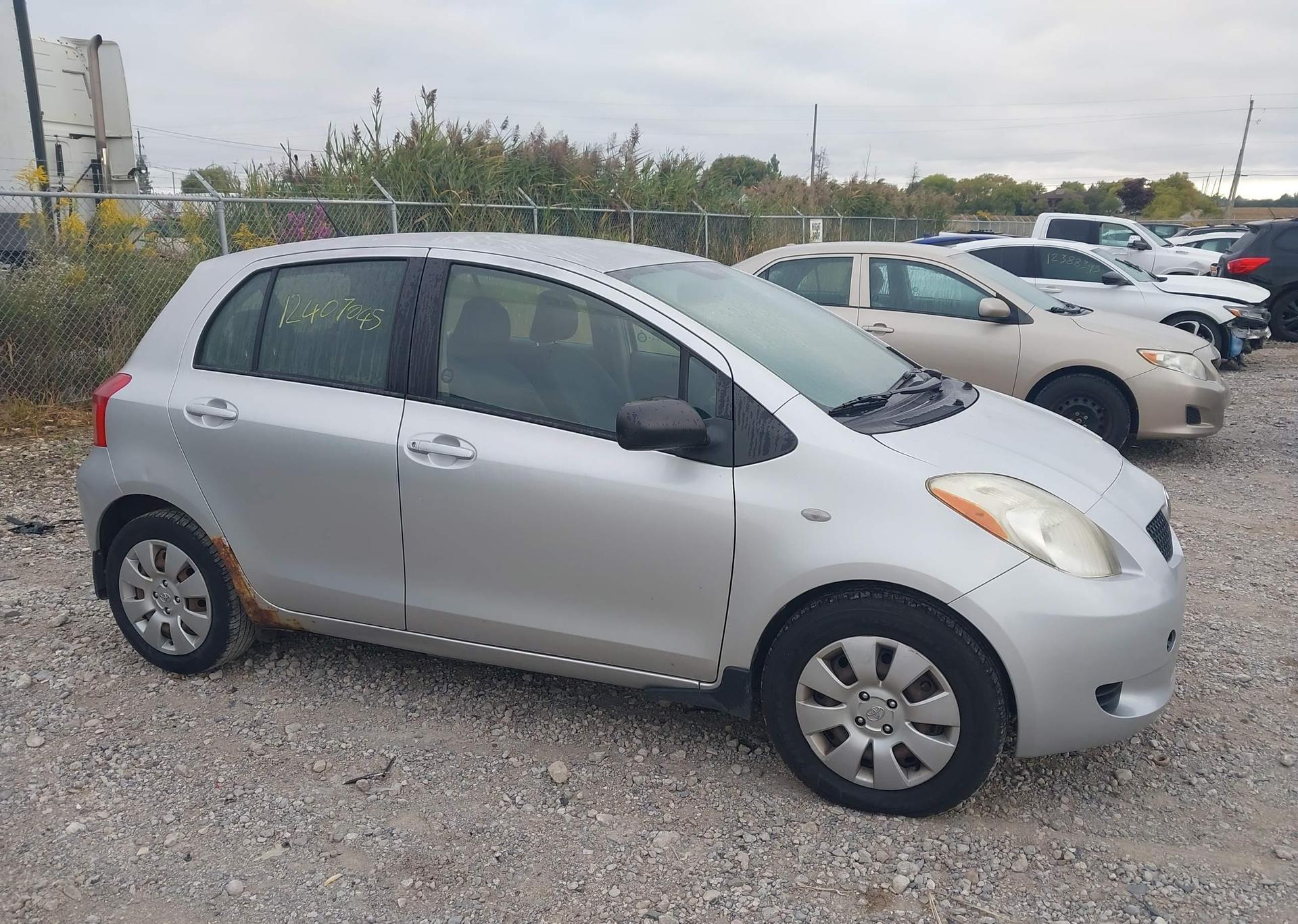 2008 TOYOTA YARIS