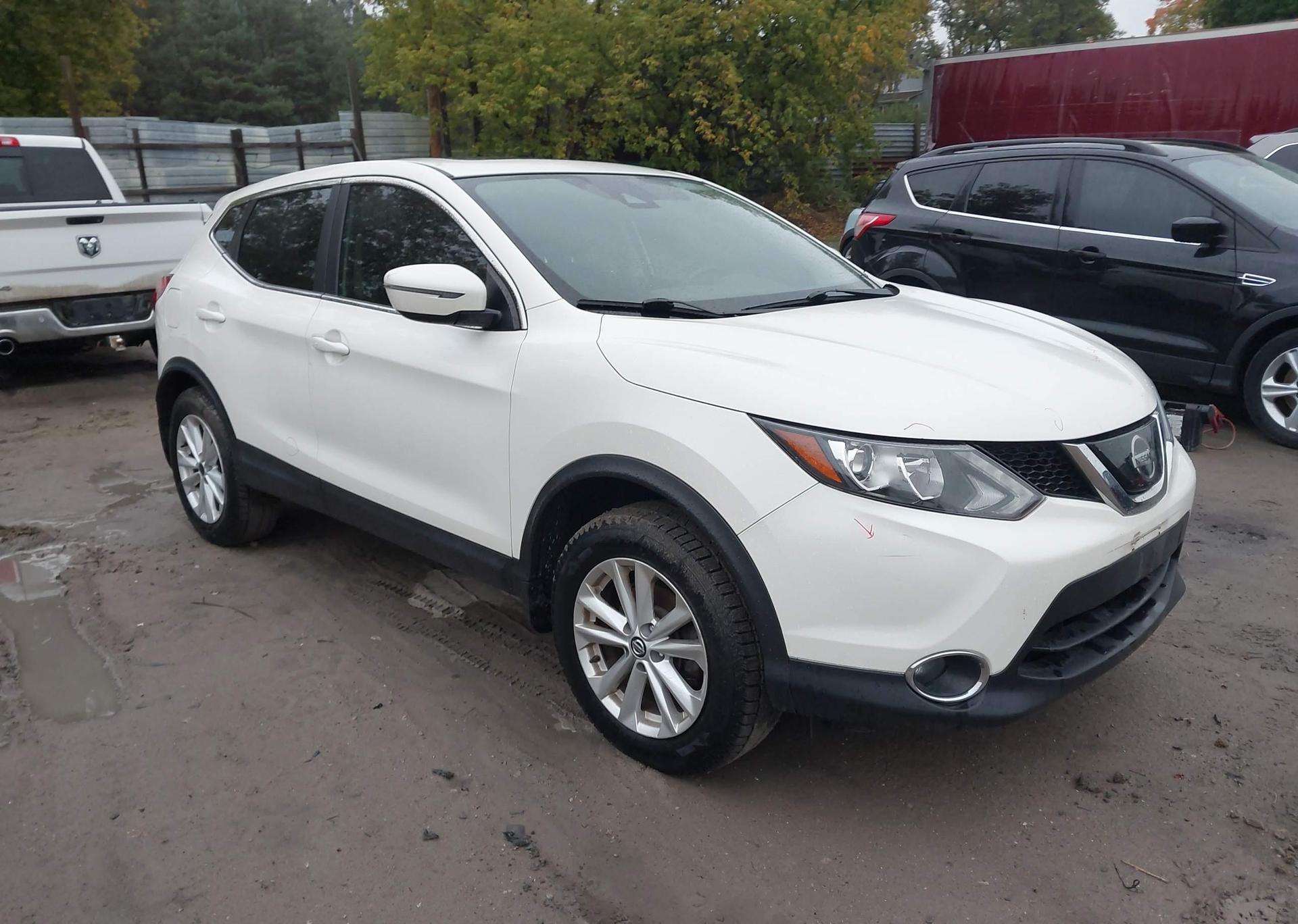 2019 NISSAN QASHQAI S