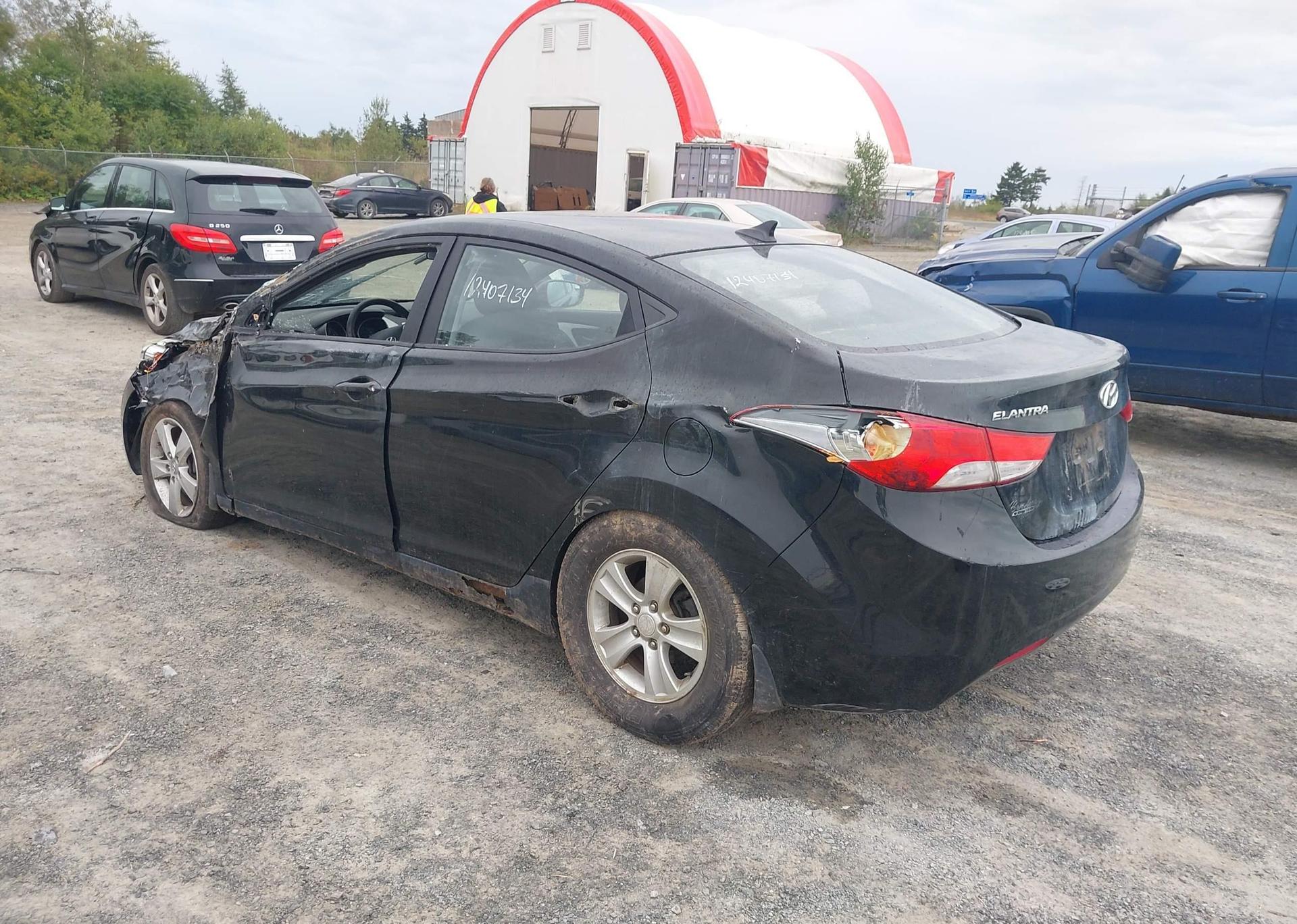 2011 HYUNDAI ELANTRA GLS