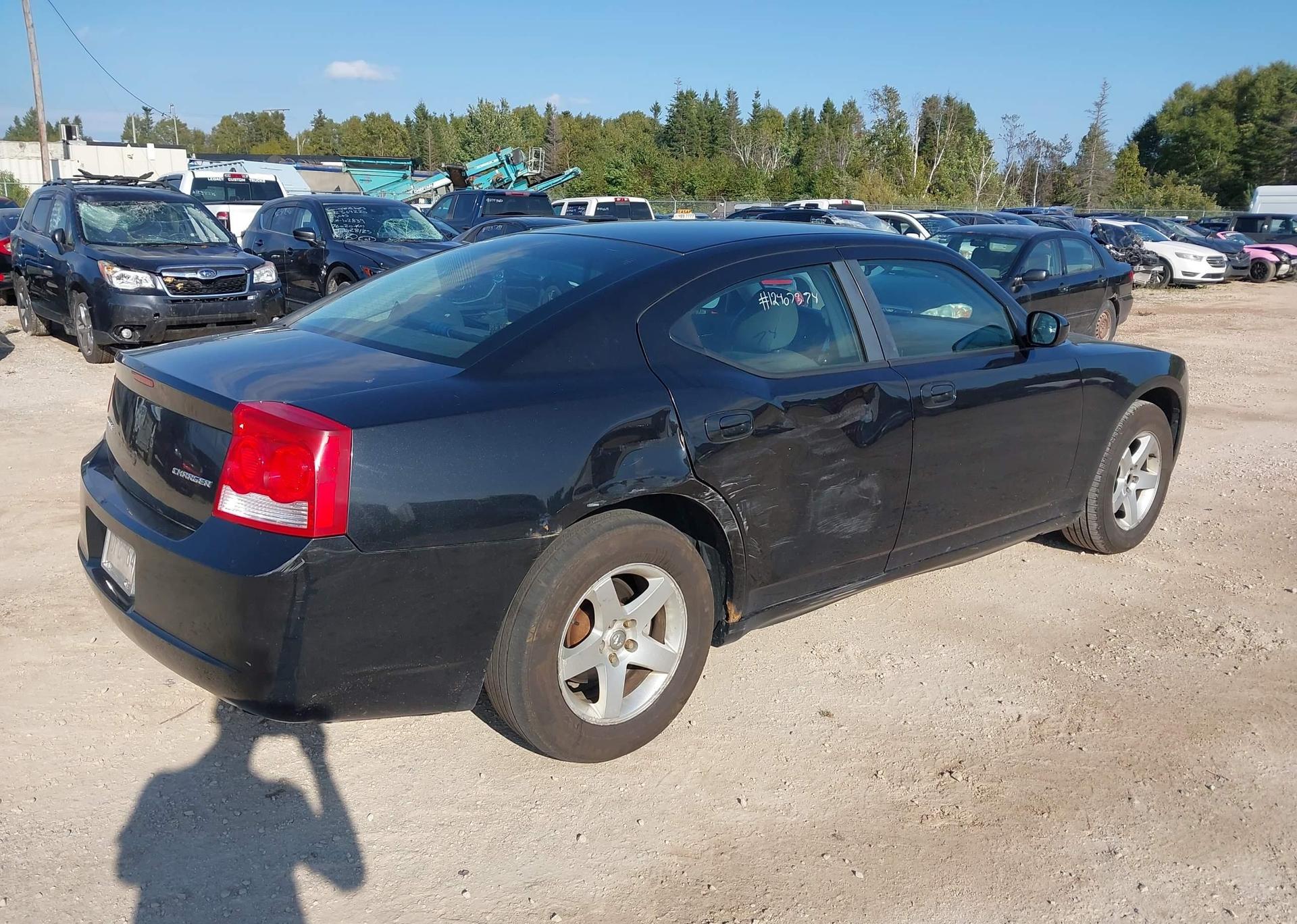 2010 DODGE CHARGER