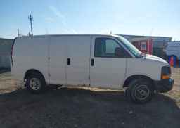 2011 GMC SAVANA 2500 STANDARD