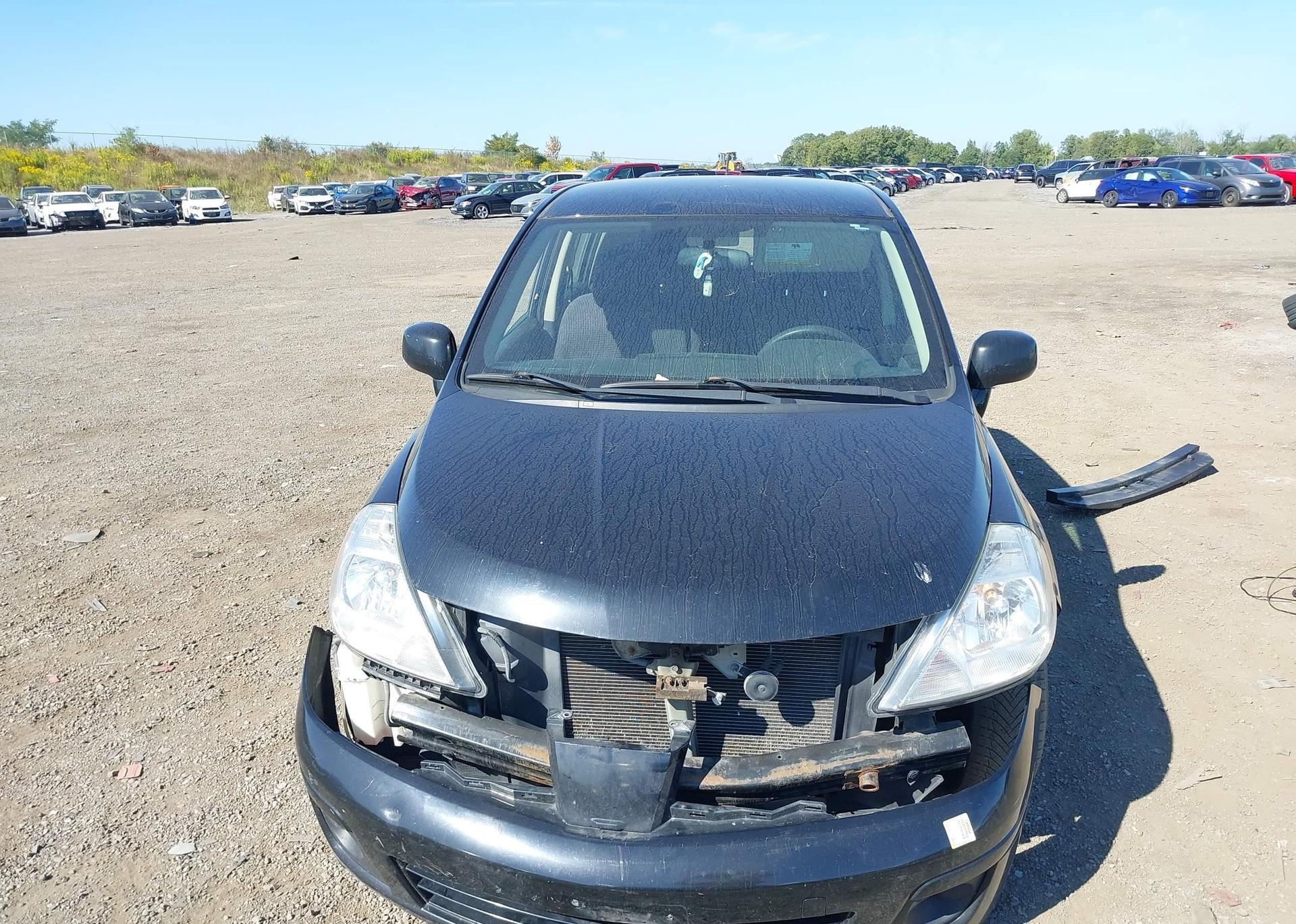 2012 NISSAN VERSA S