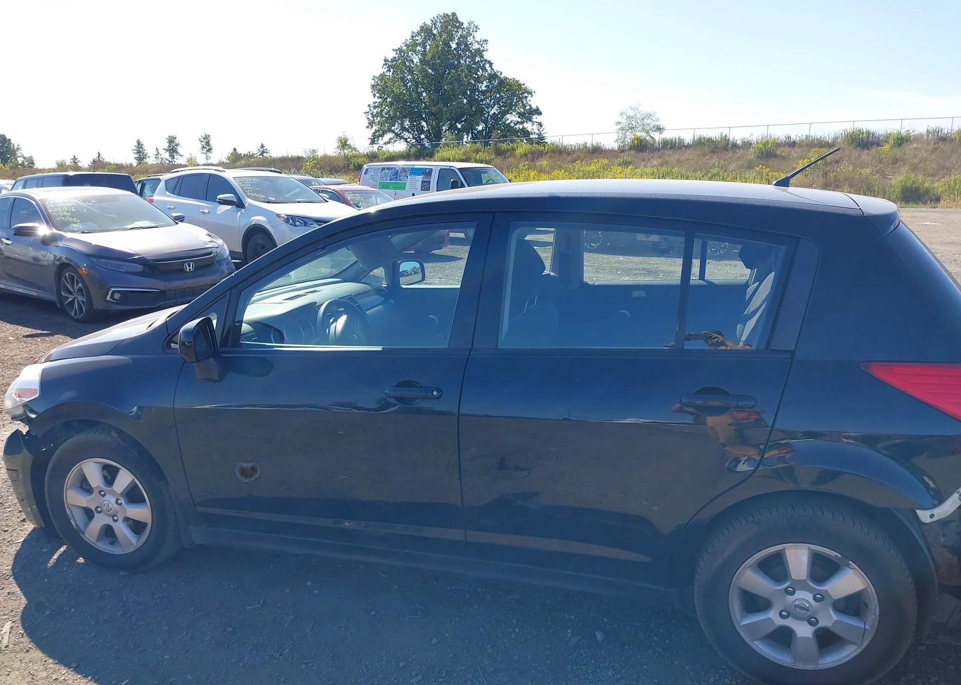 2012 NISSAN VERSA S