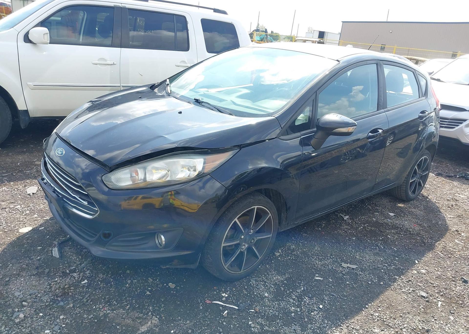 2015 FORD FIESTA SE