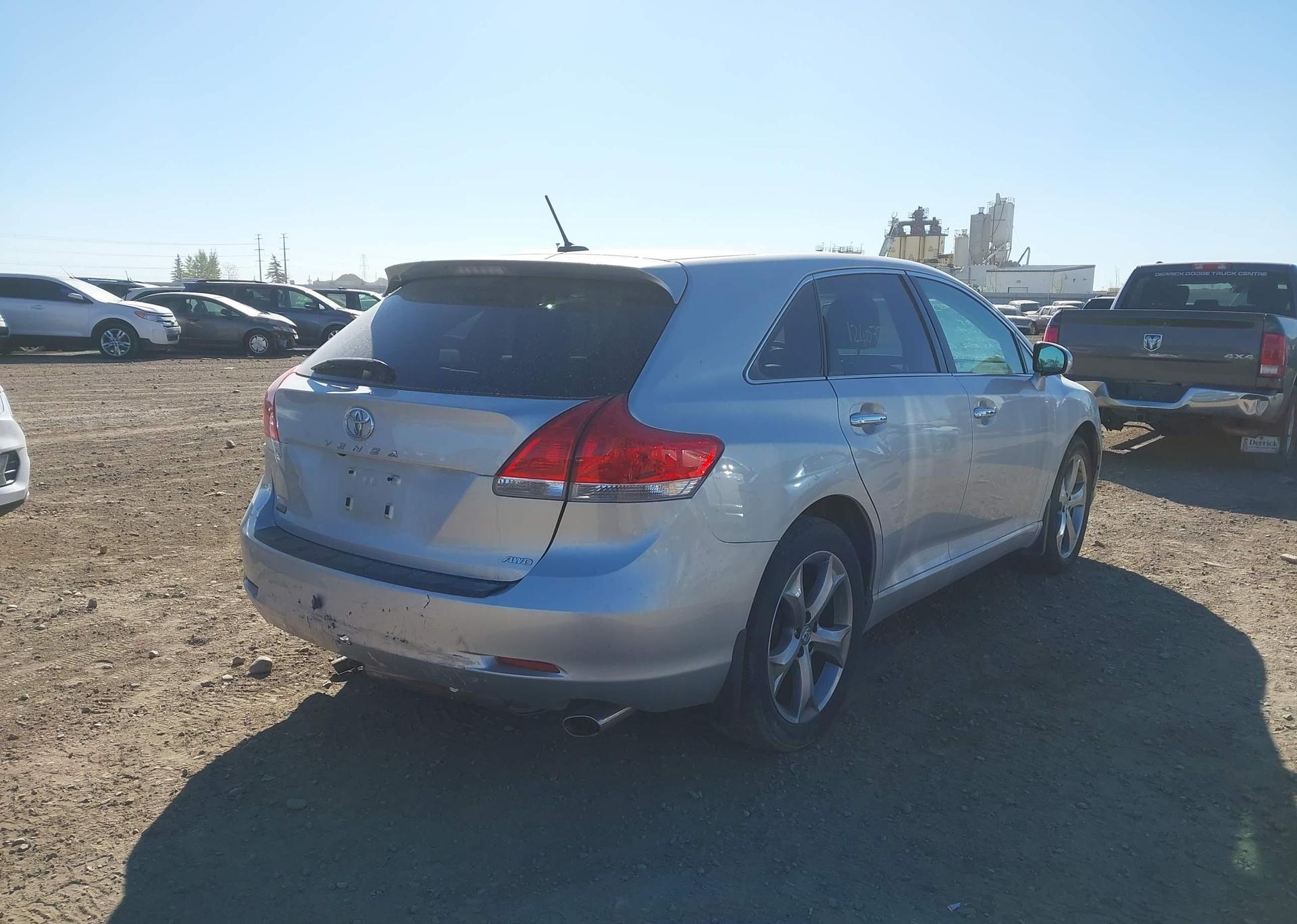 2012 TOYOTA VENZA BASE V6