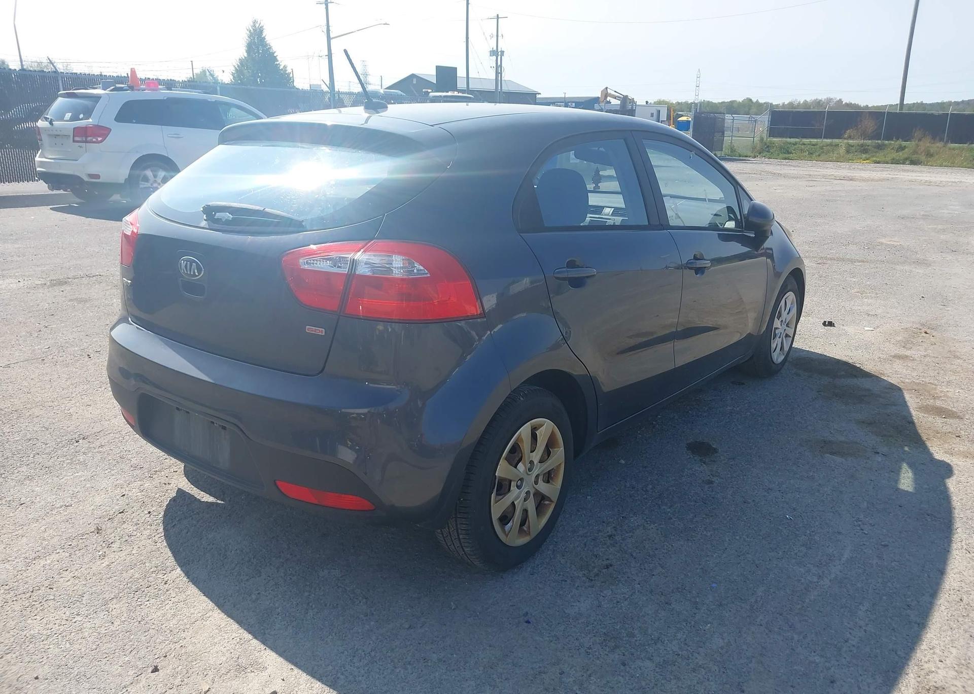 2014 KIA RIO