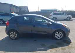2014 KIA RIO