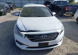 2017 HYUNDAI SONATA GL