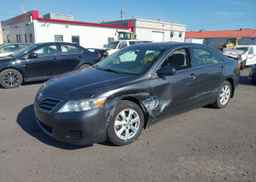 2010 TOYOTA CAMRY