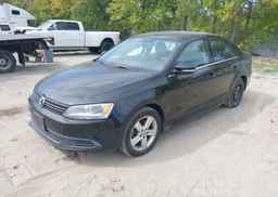 2013 VOLKSWAGEN JETTA SE
