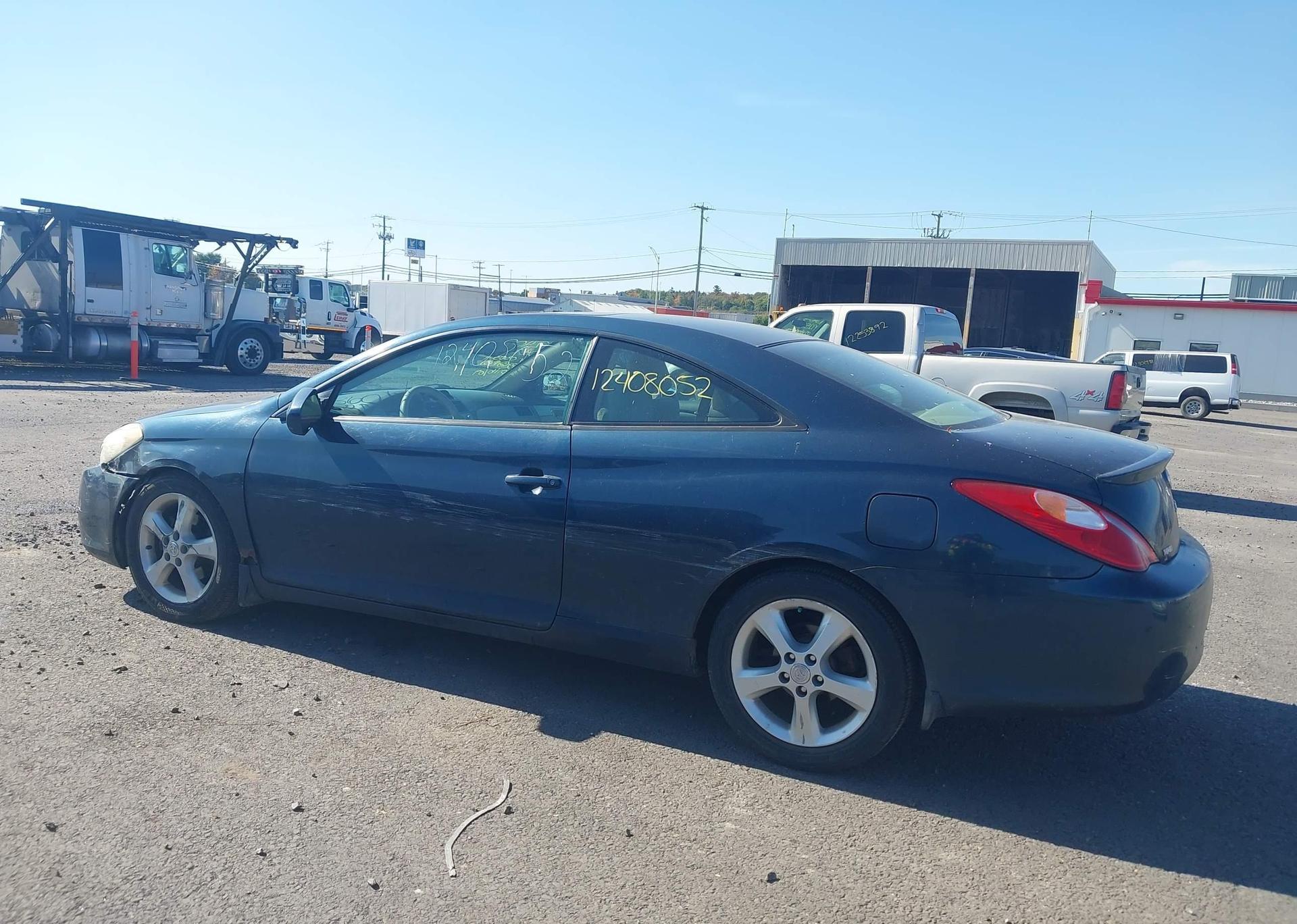 2004 TOYOTA CAMRY SOLARA SE