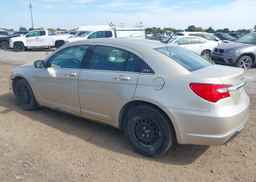 2013 CHRYSLER 200 LX