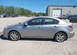 2013 MAZDA MAZDA3 GX