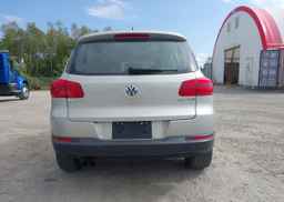 2012 VOLKSWAGEN TIGUAN S