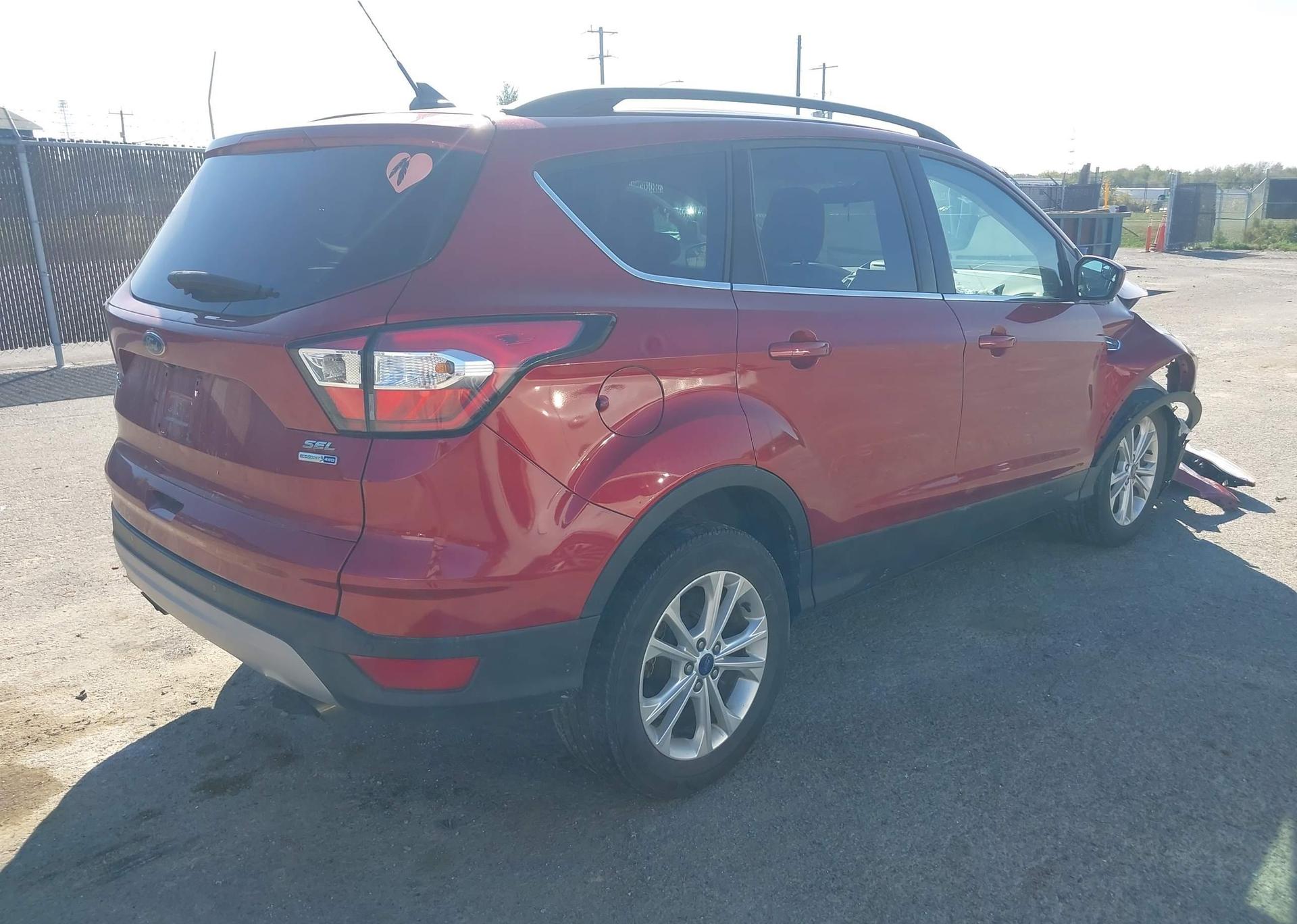 2018 FORD ESCAPE SEL