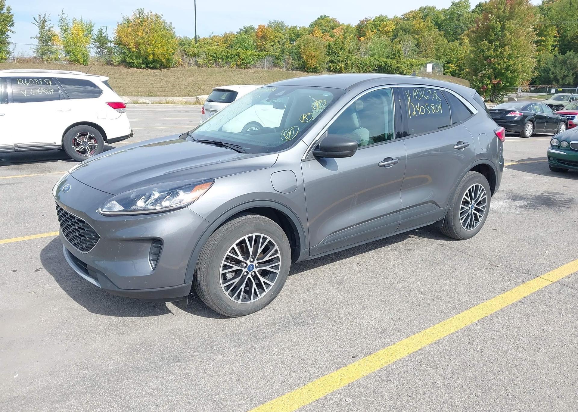 2022 FORD ESCAPE SE