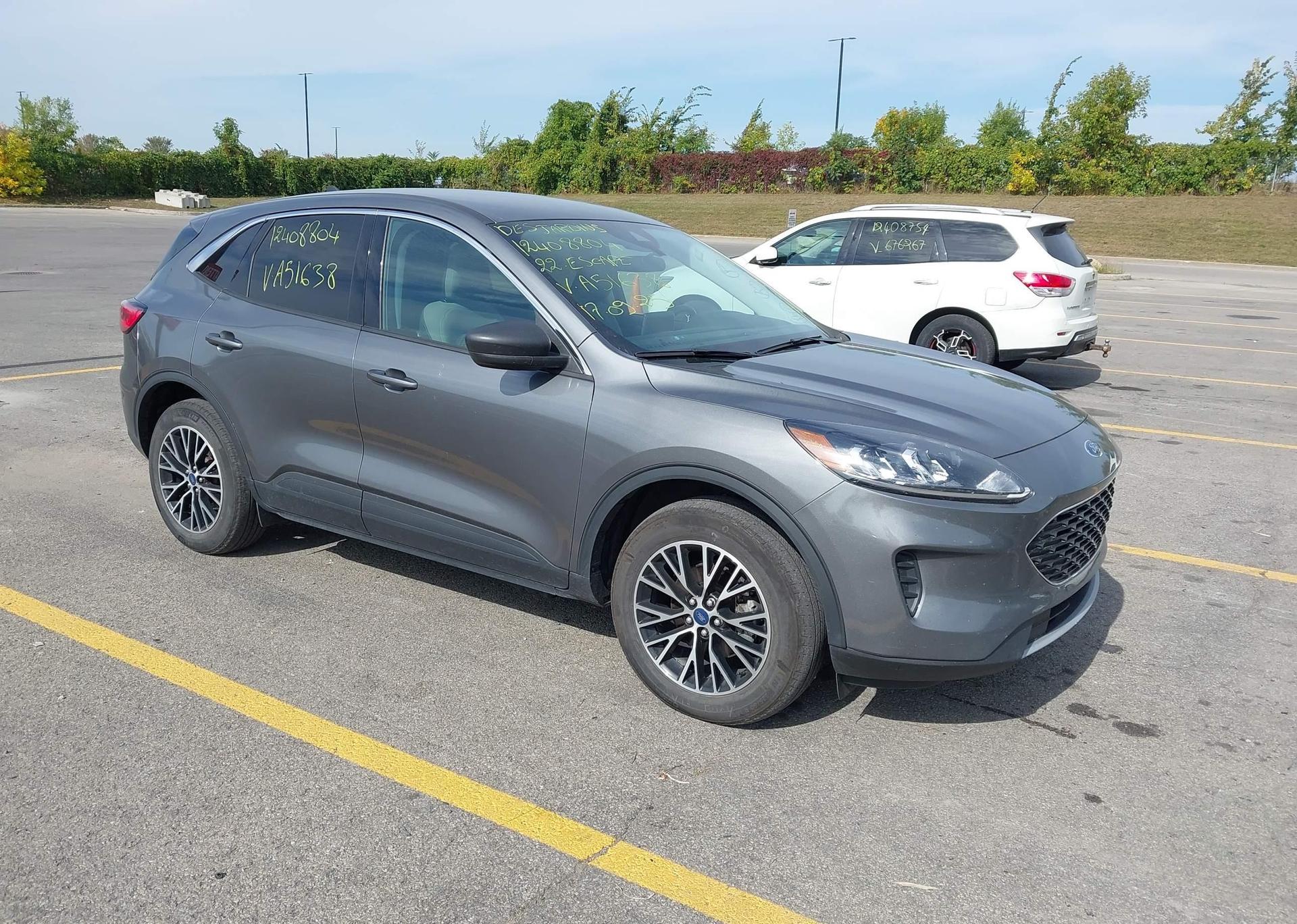 2022 FORD ESCAPE SE