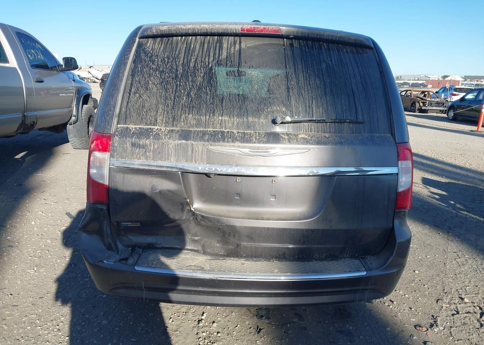 2016 CHRYSLER TOWN & COUNTRY TOURING