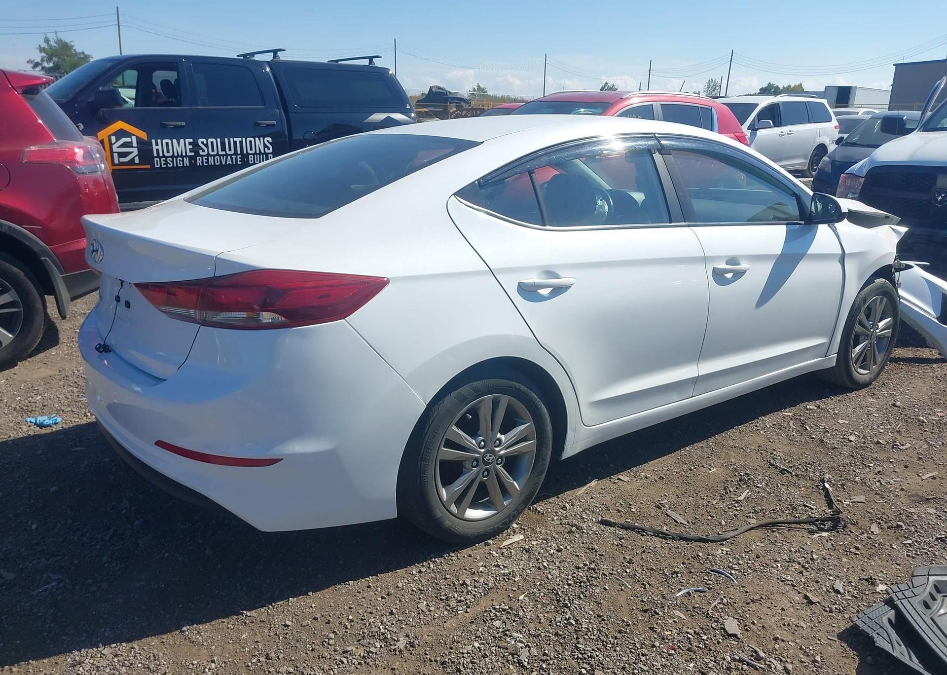2017 HYUNDAI ELANTRA LE